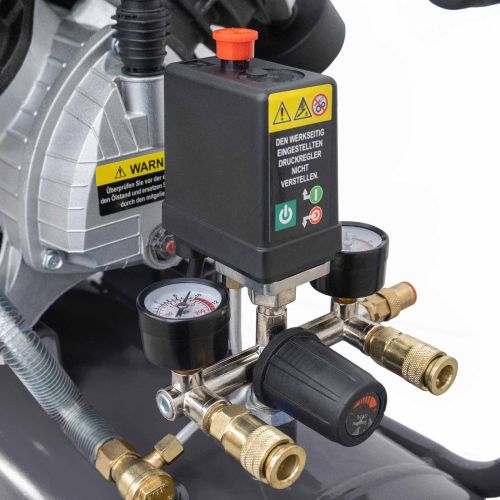 PKW Reifenmontiermaschine 1021 und Radwuchtmaschine "ECO" inkl. Werkstattkompressor 230 V / 10 bar / 50 l Tank