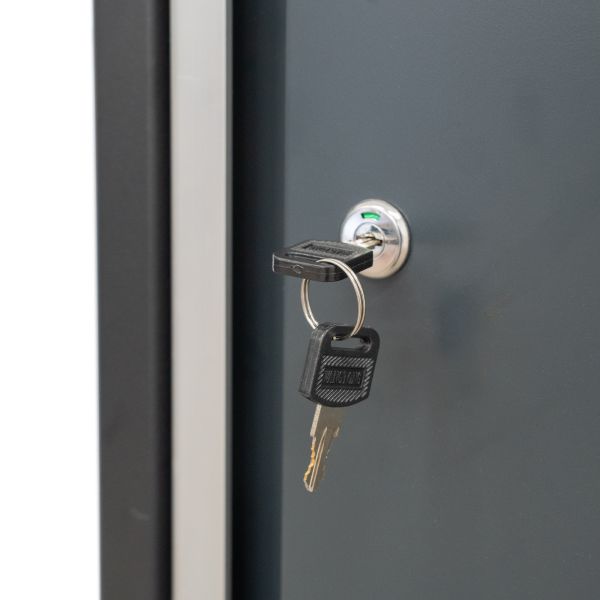 Professioneller Werkzeug Hochschrank Serie 610 links